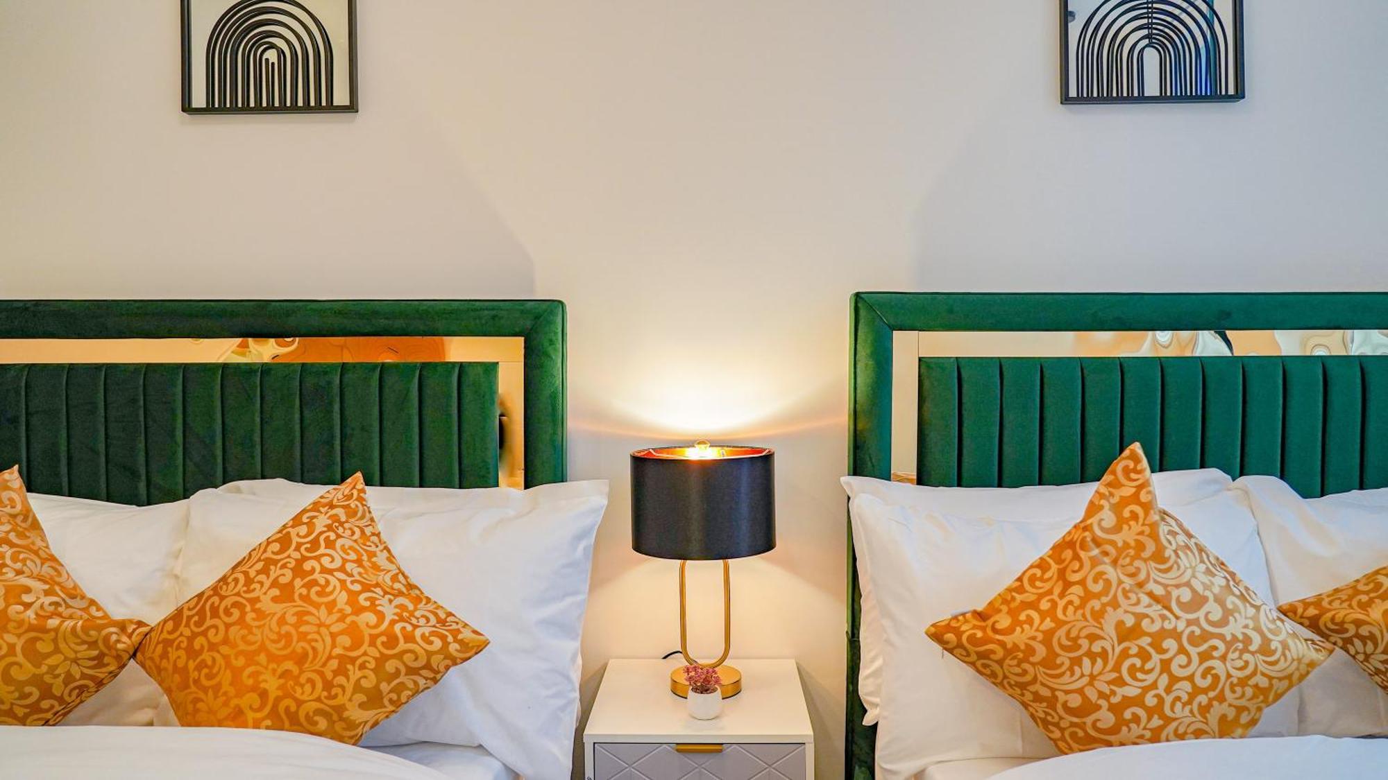 New Luxurious Stunning Block Apartments In Central Londra Esterno foto